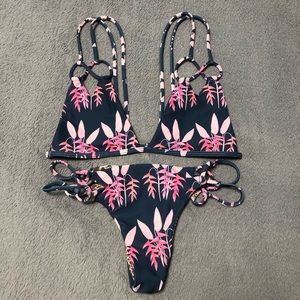 ACACIA KEKAHA TOP x MOLOKINI BOTTOM x HELICONIA M